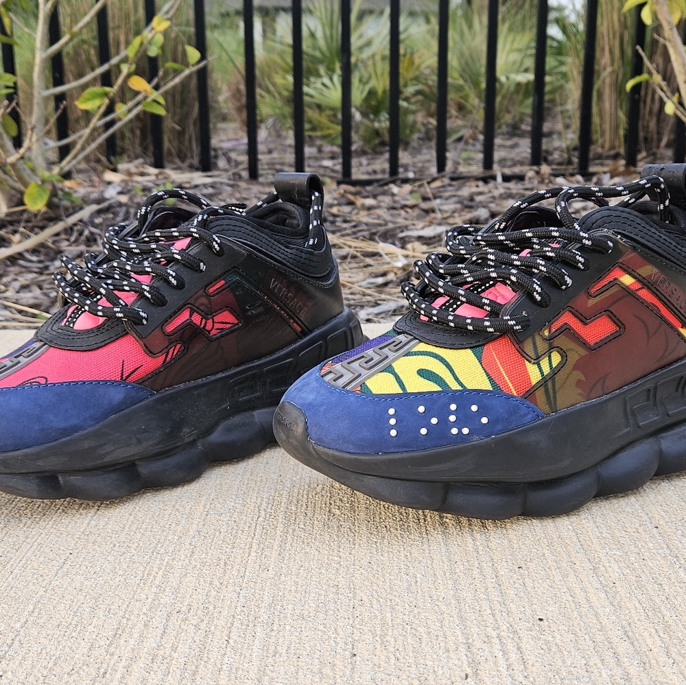 Versace Chain Reaction - Picture 2 of 7